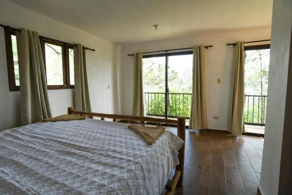 Rancho Batlle Villa Jarabacoa 0*,